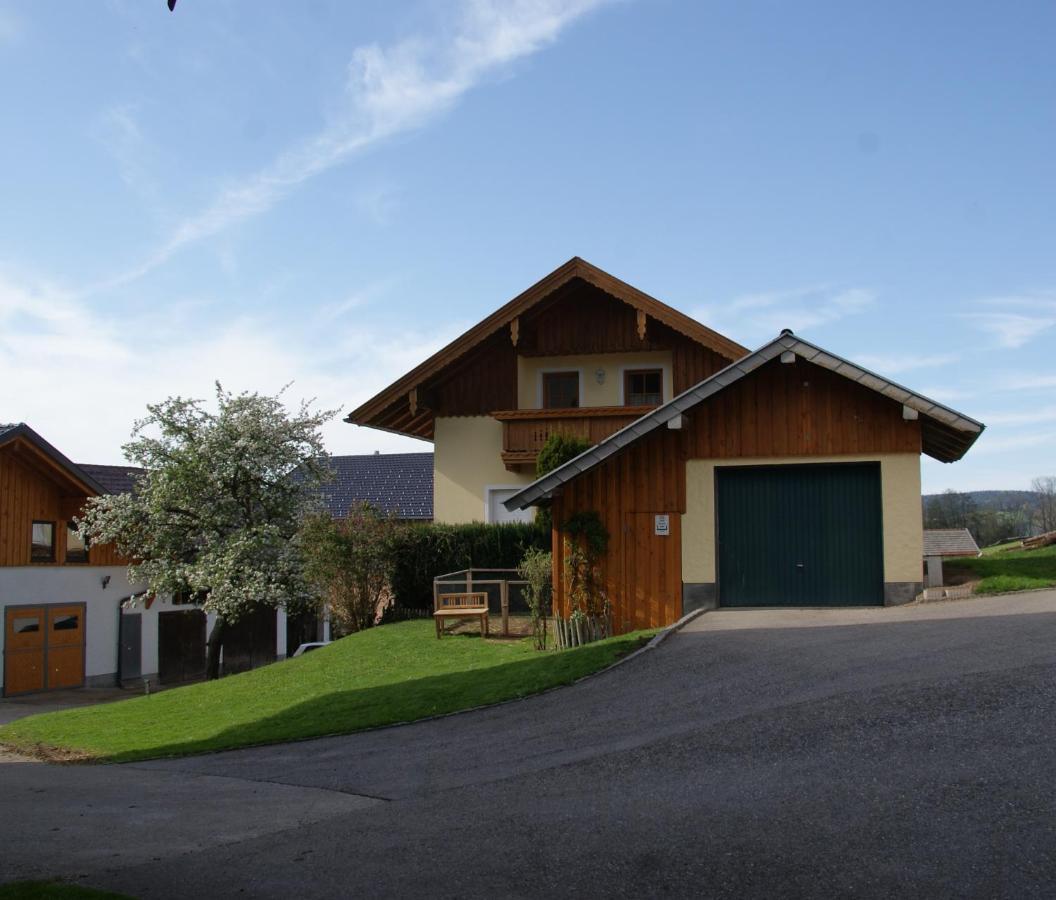 Ferienhof Edtmeier Zell am Moos Exteriör bild